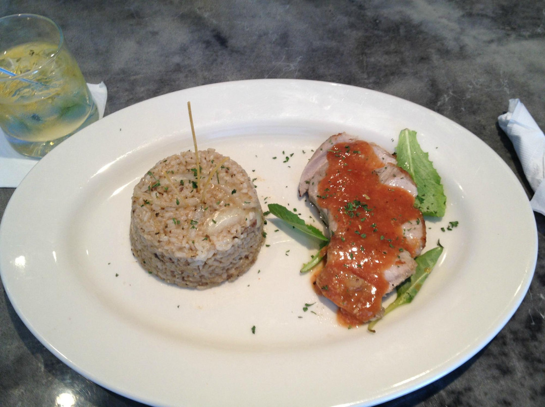 Bayamon餐馆和美食-La Fondita de Leo