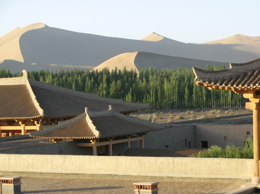 敦煌山庄主图