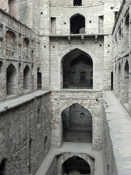 Agrasen Ki Baoli - Leamigo-新德里必去景点