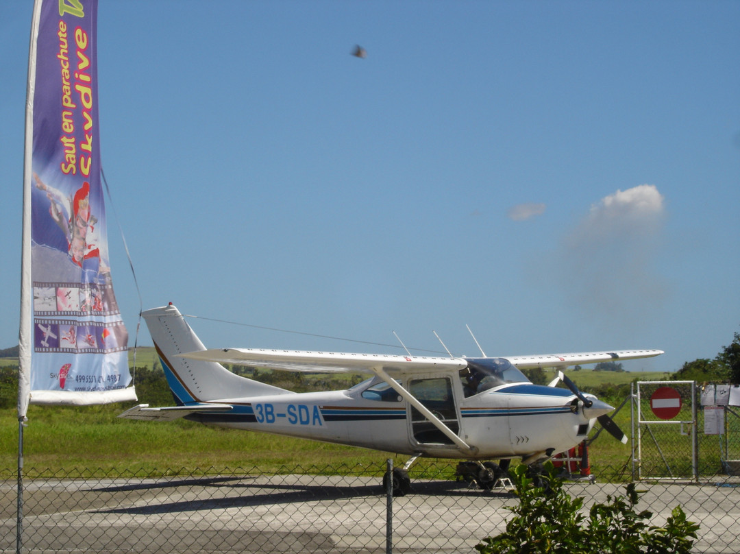 Skydive Mauritius-里维耶尔迪朗帕必去景点