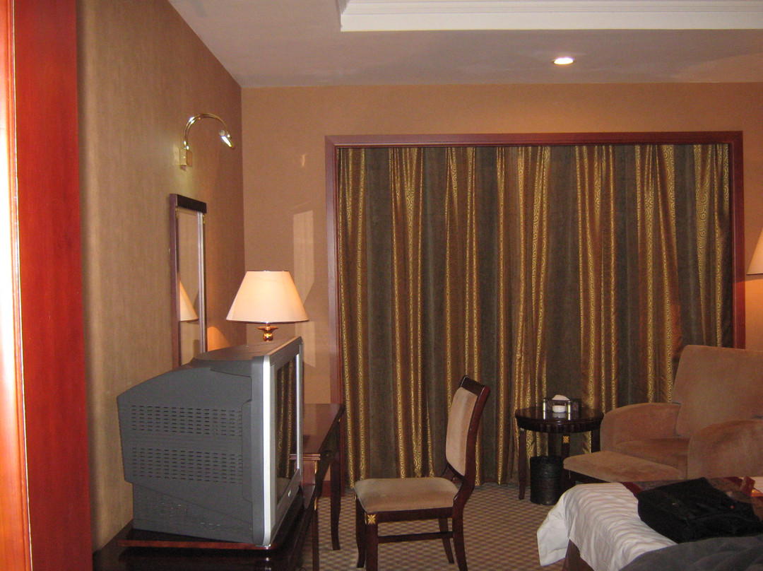 天宝大酒店主图