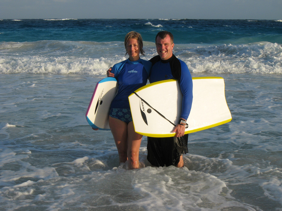 Barry's Surf Barbados Surf School-Dover必去景点