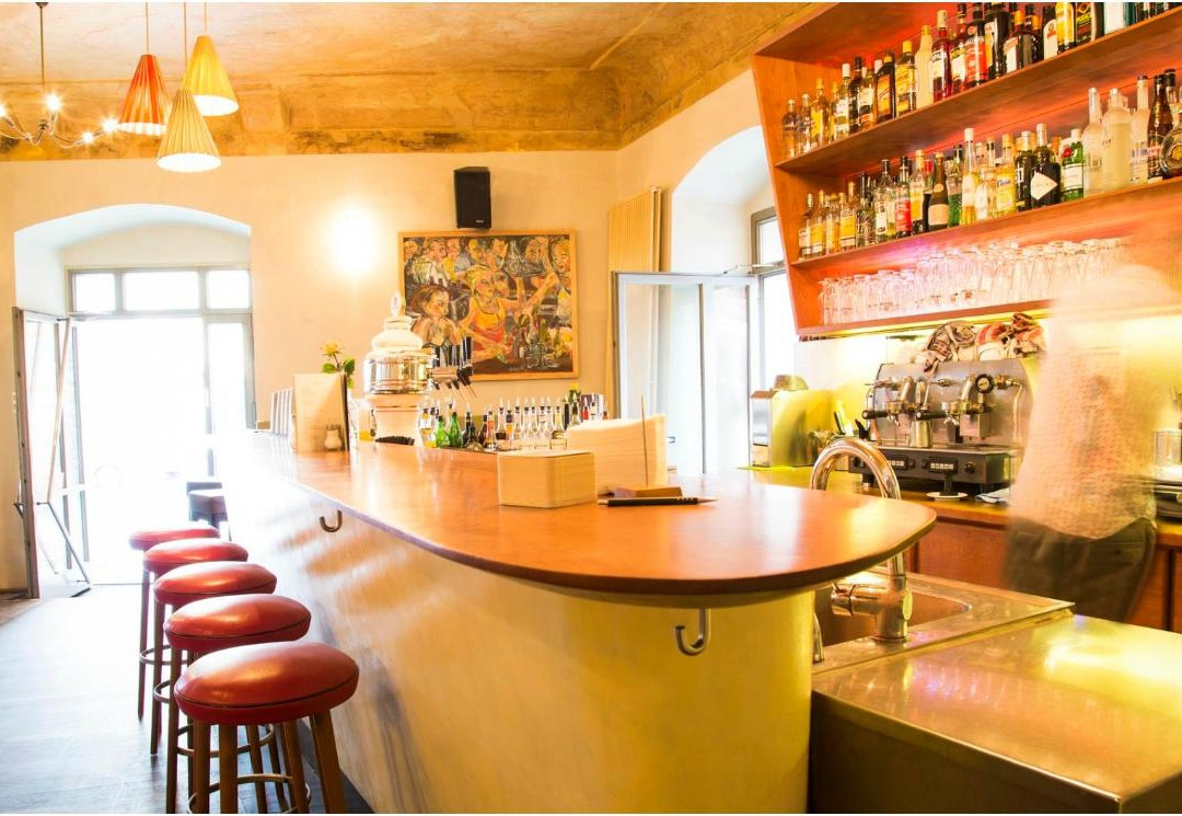 Cafe Lila