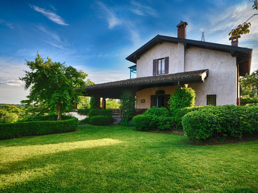 Oleggio Castello酒店住宿-Cascina Belvedere B&B