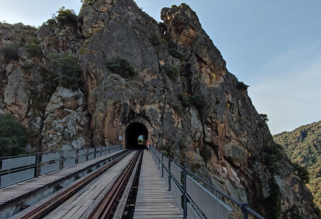 Camino De Hierro-La Fregeneda必去景点