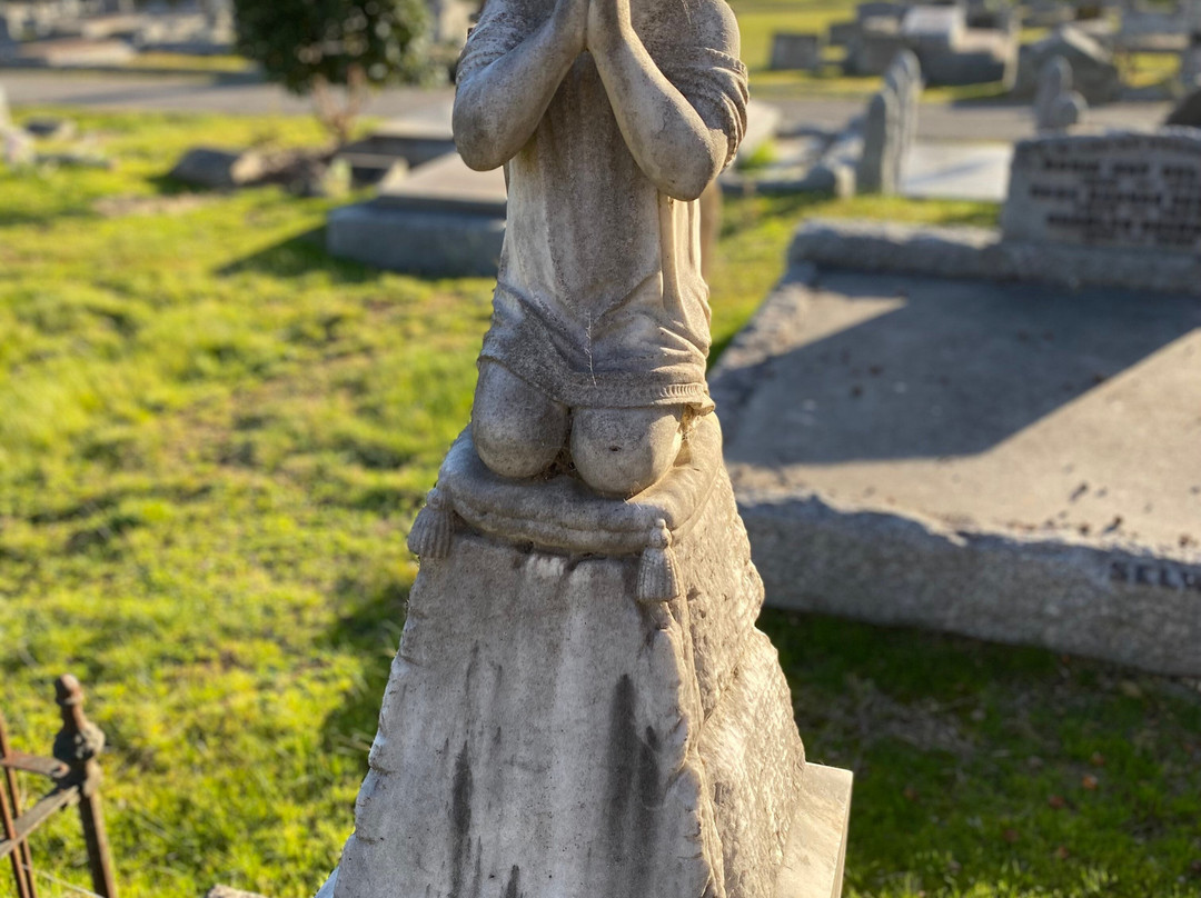 Mansfield Cemetery-曼斯菲尔德必去景点