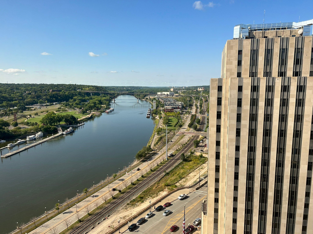 圣保罗河滨皇冠假日酒店主图