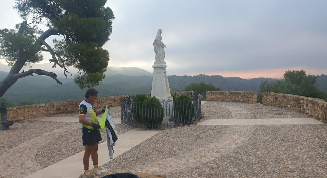 Mirador de La Virgen Blanca-Totana必去景点