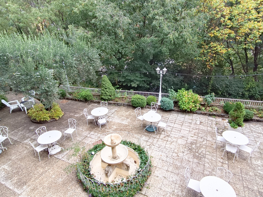 索尔公园酒店主图