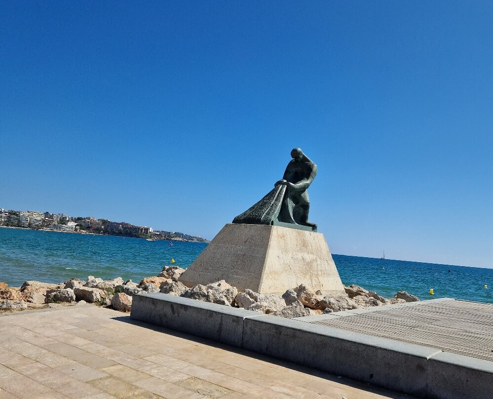 Monument Al Pescador景点图片