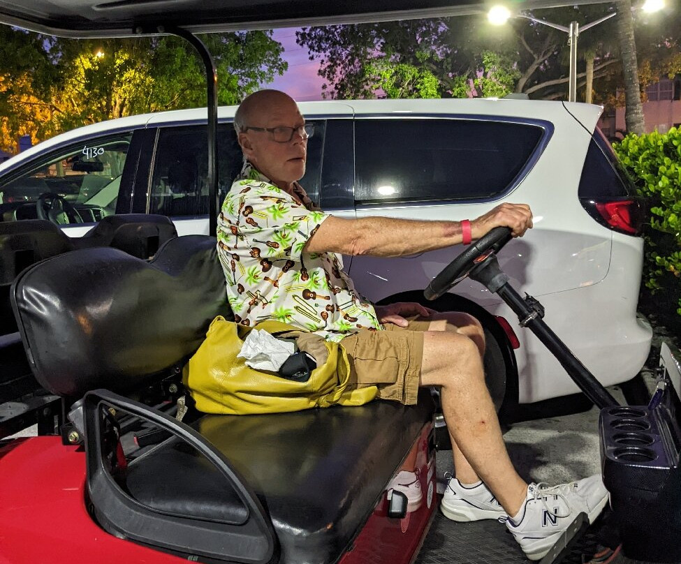 Papa Scooters-基韦斯特必去景点