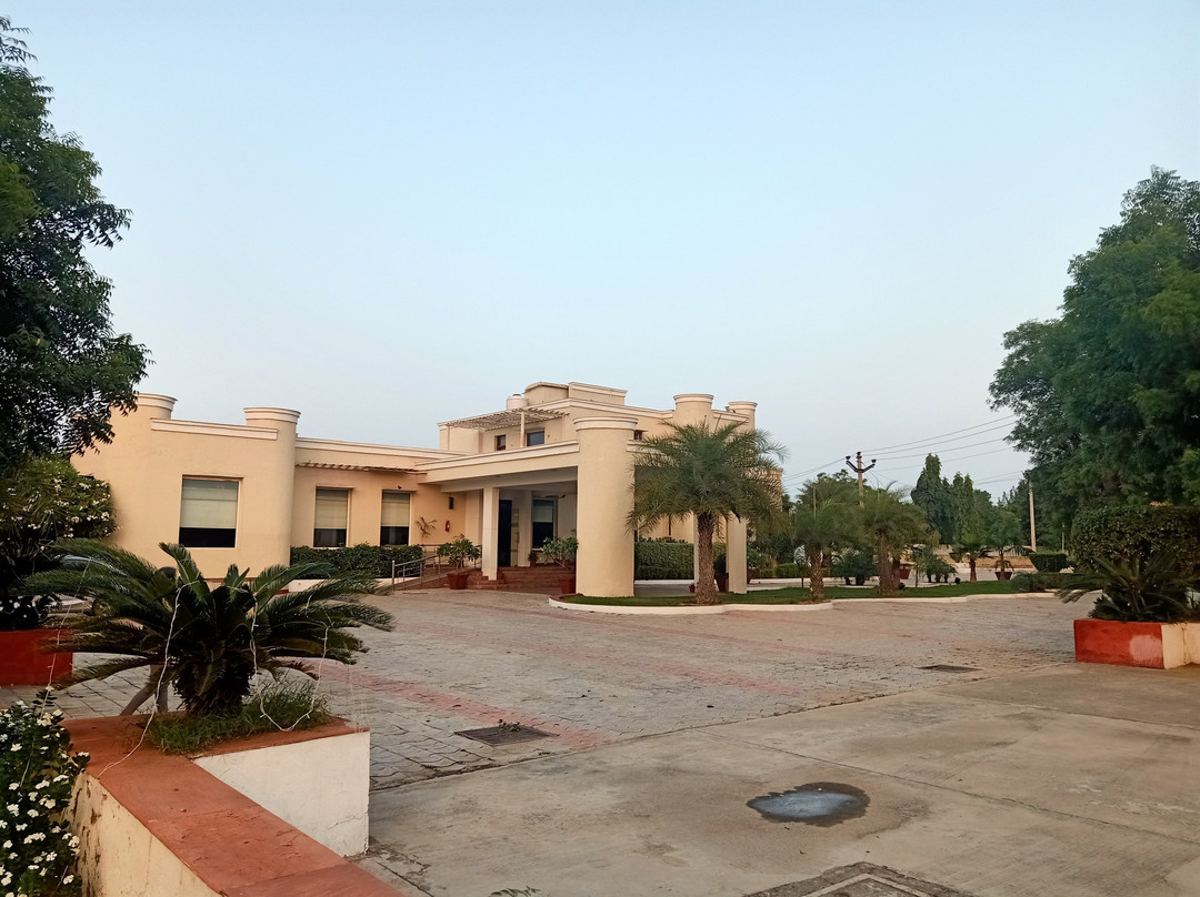 TreeHouse Sunrise Resort & Caravan Park主图