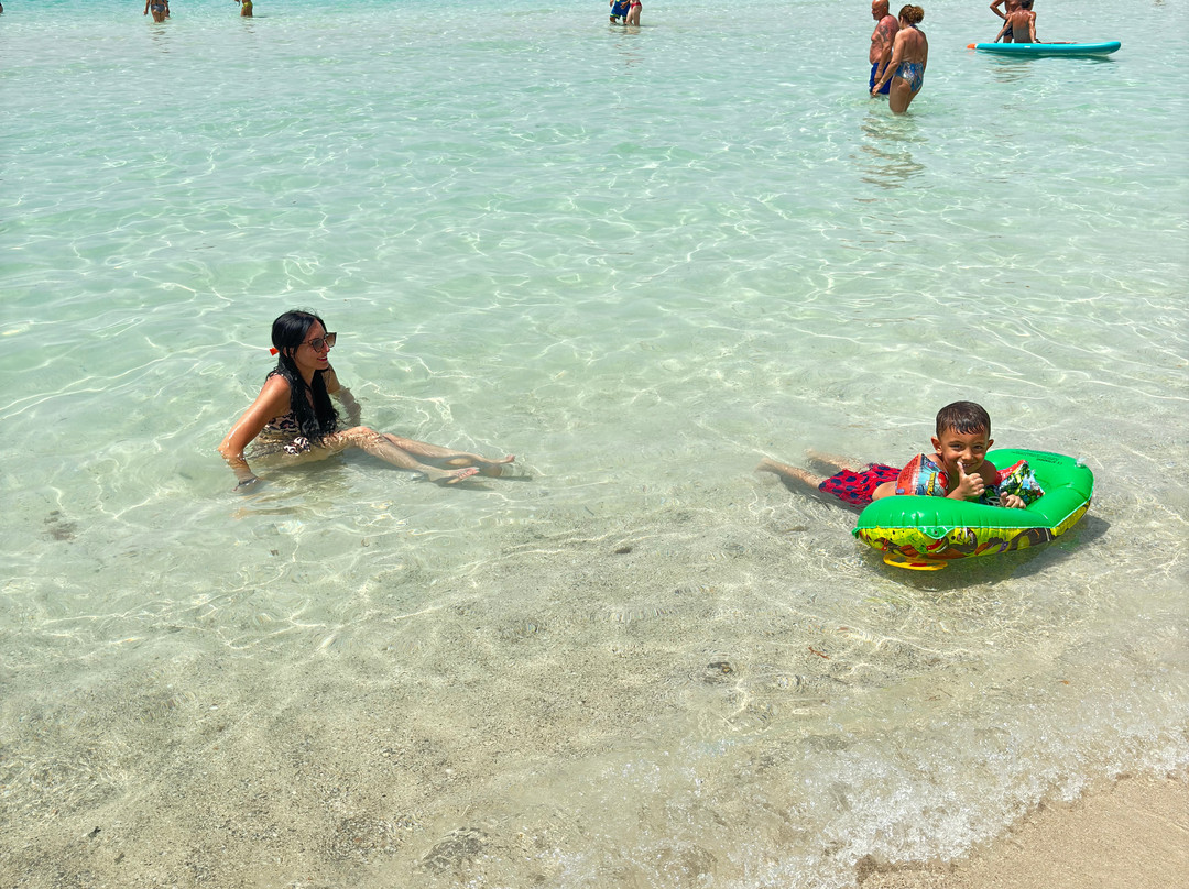 Spiaggia libera Scalo di Furno-切萨雷奥港必去景点