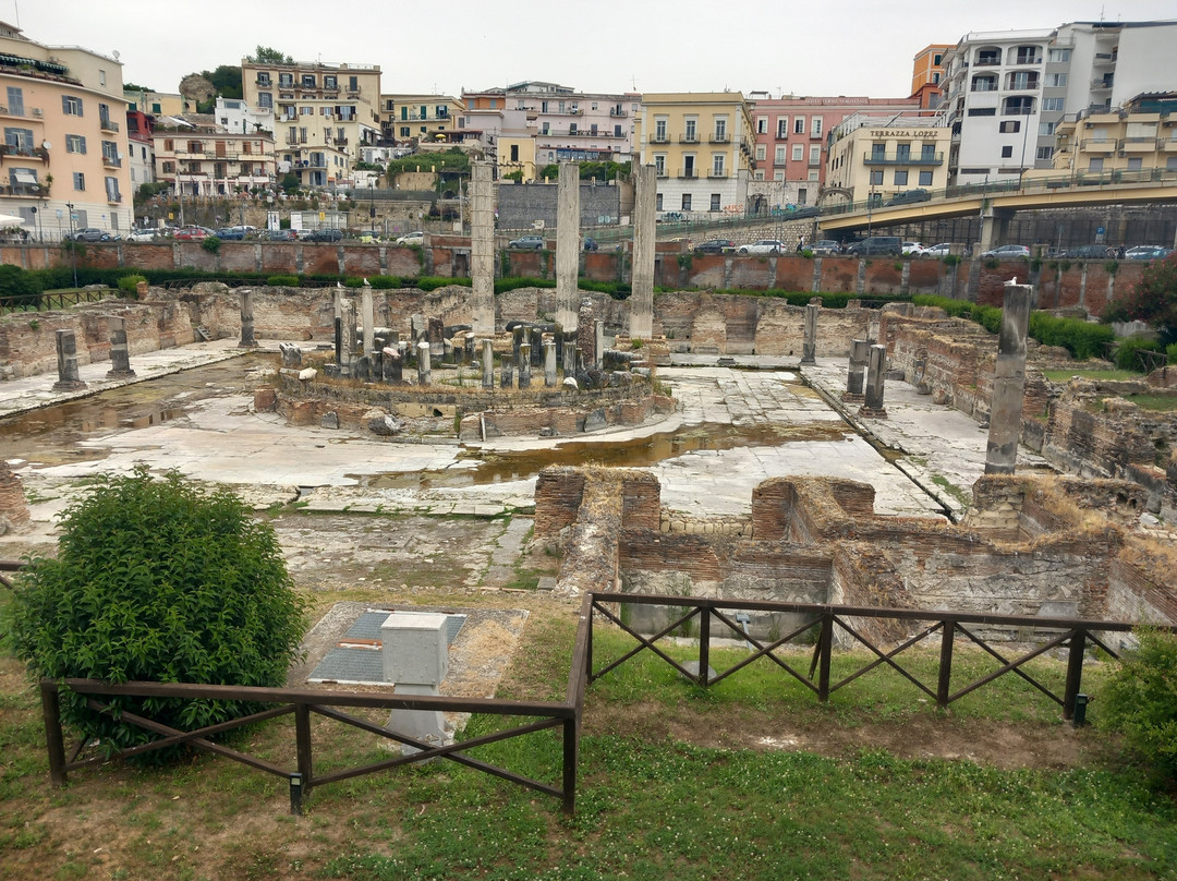 Flavian Amphitheater景点图片