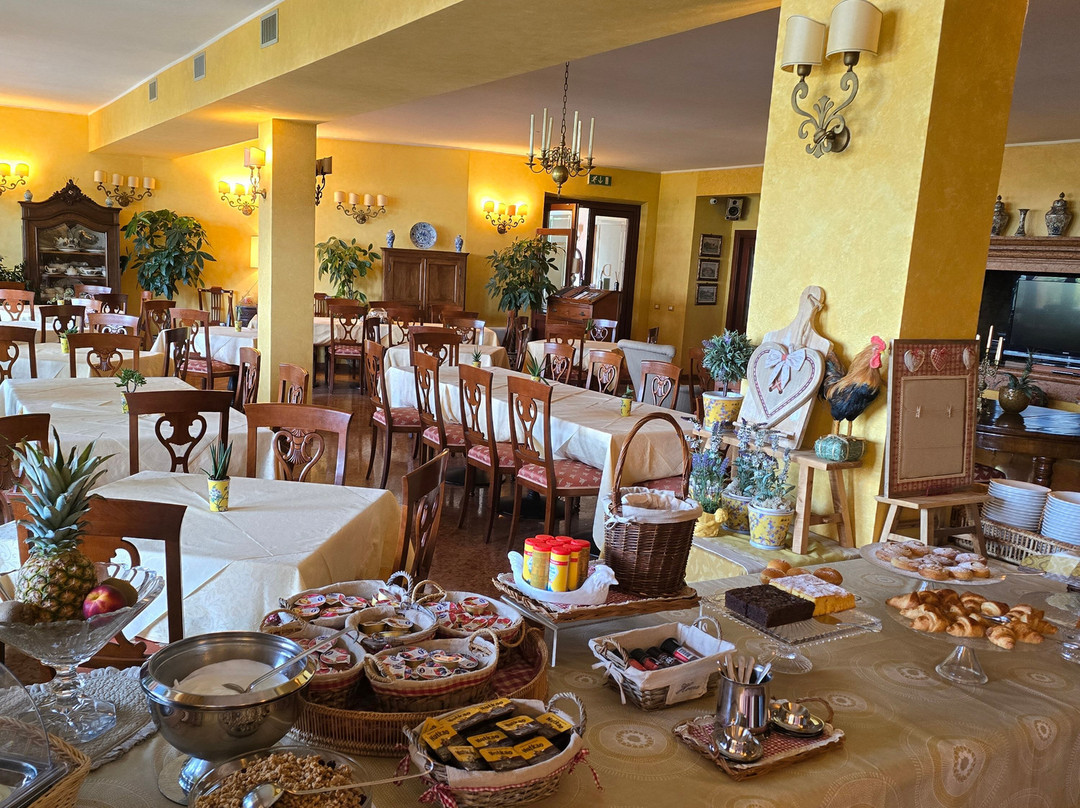 Hotel La Dolce Vita主图