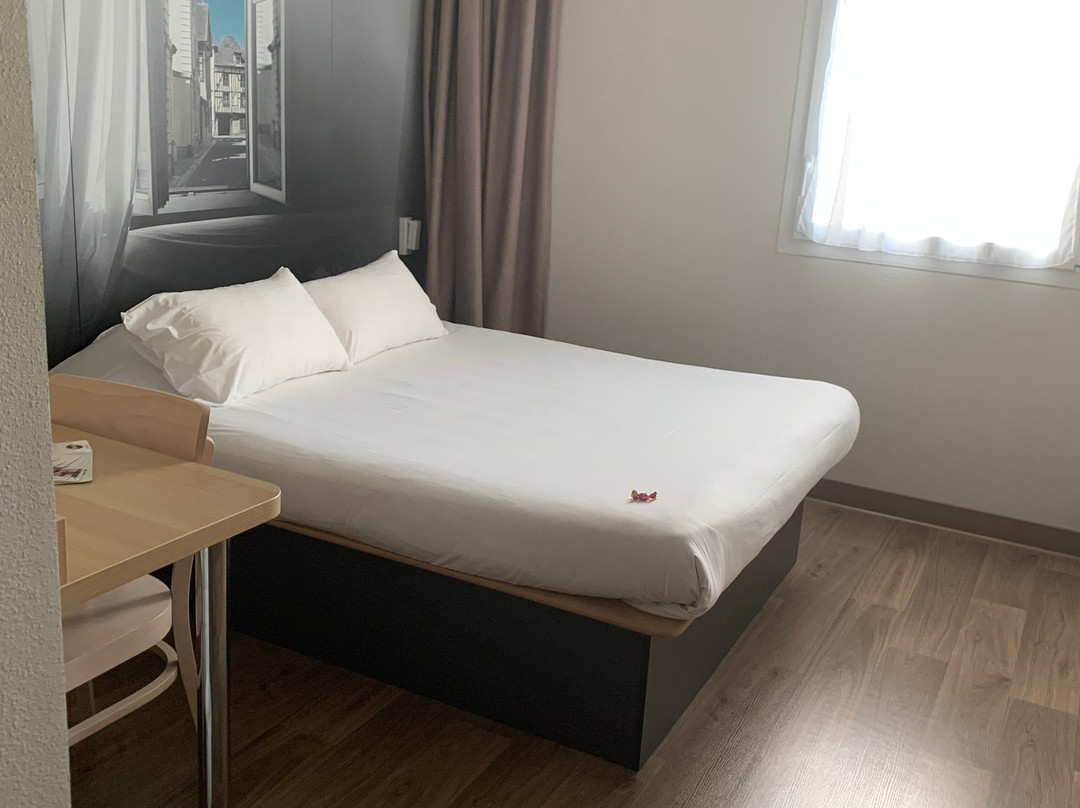B&B Hotel Troyes Magasins D'Usine主图