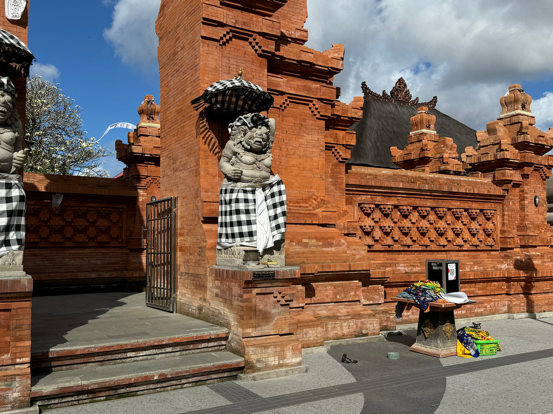 纳坦寺-登巴萨必去景点