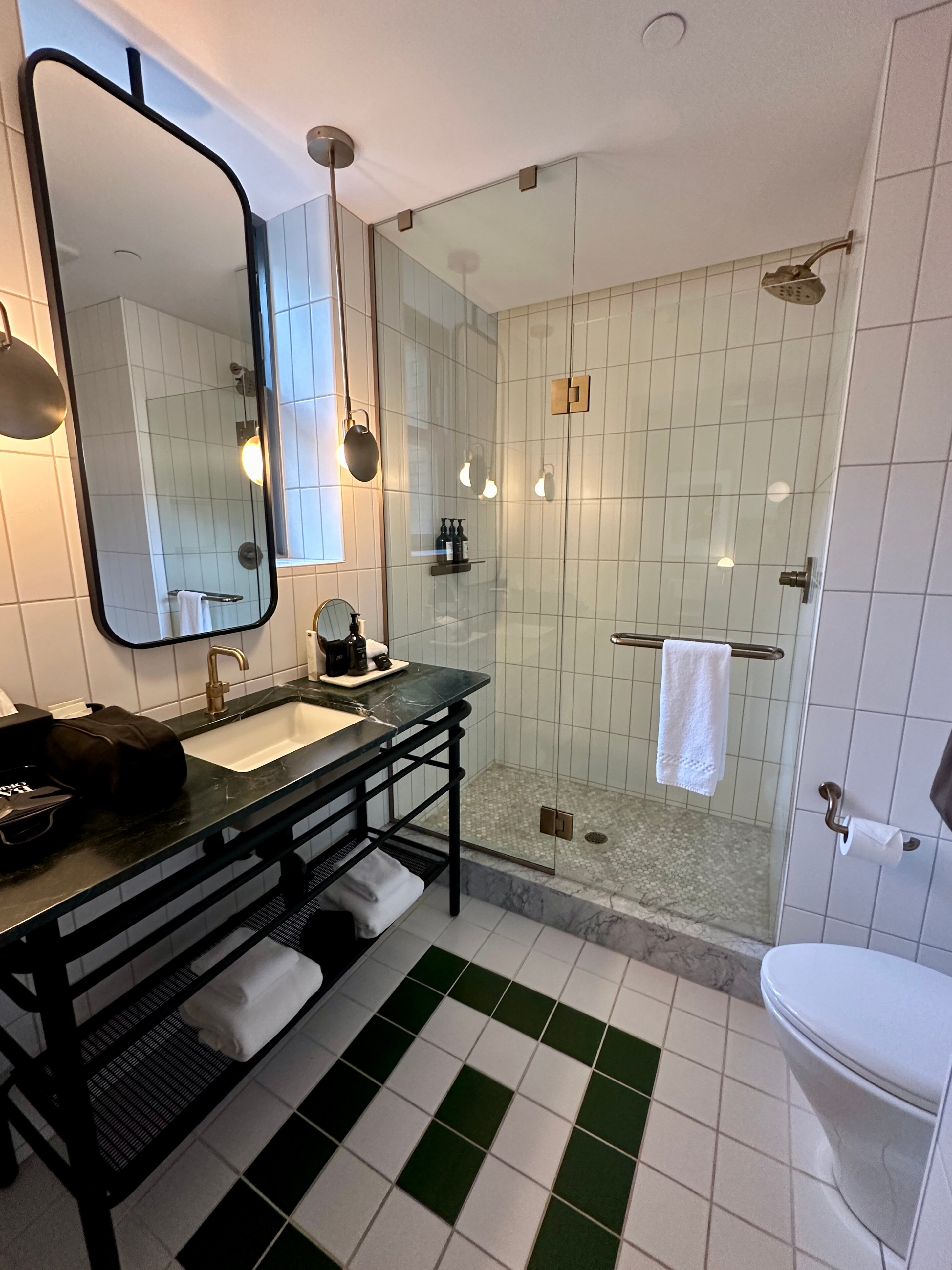 Woodlark Hotel Portland-浴室