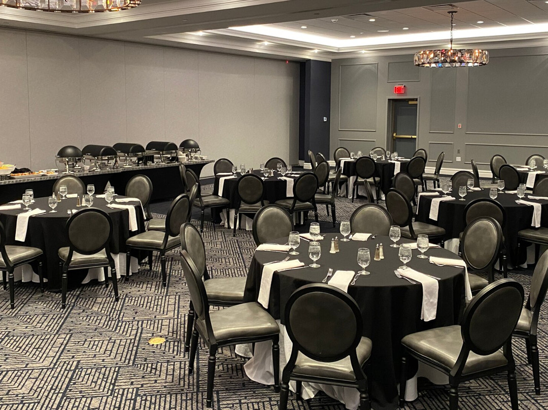 昆斯伯里酒店主图