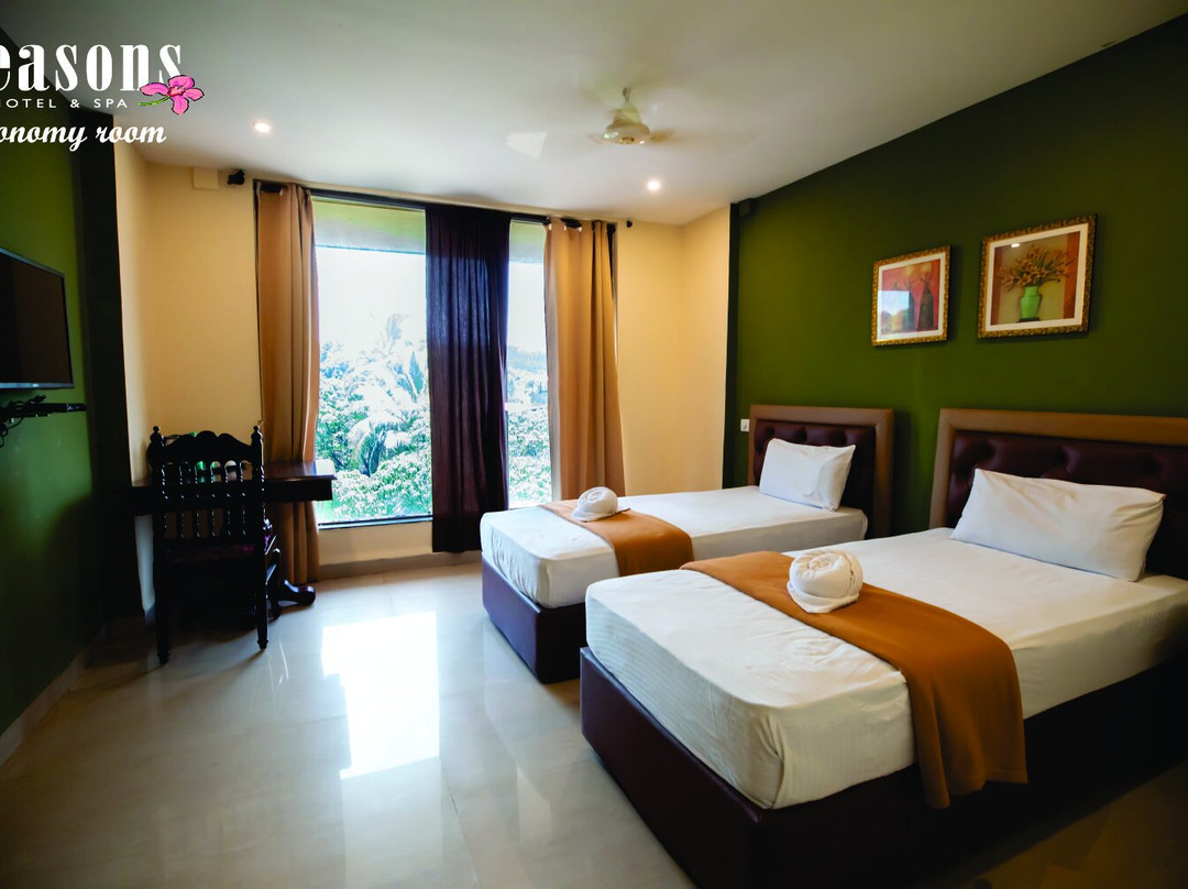 Seasons Hotel & Spa主图