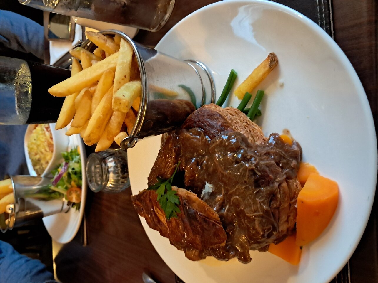 The Meadow Inn-官方