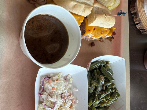 Ozzie's Smokehouse BBQ