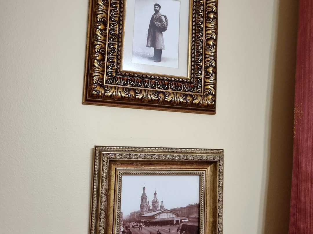 库斯特米酒店主图