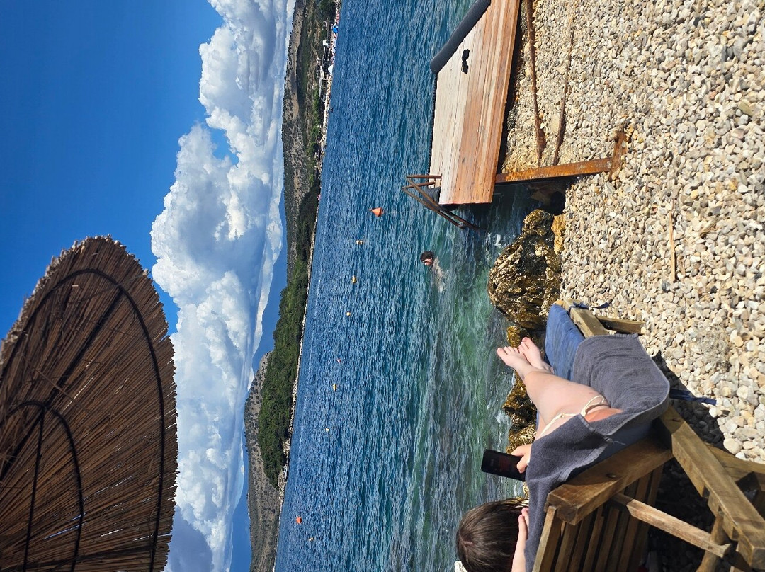 Barbarossa Beach Bar-Ksamil必去景点