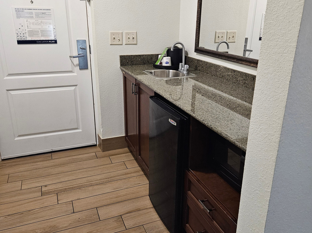 Hampton Inn & Suites Palm Coast主图