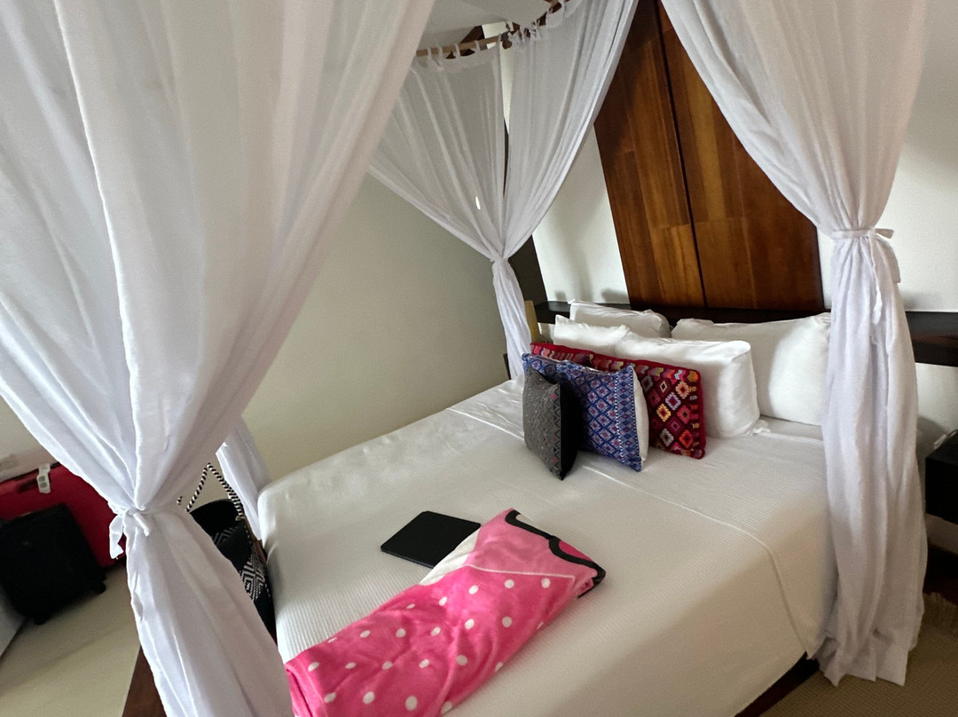 图卢姆海滩度假村主图