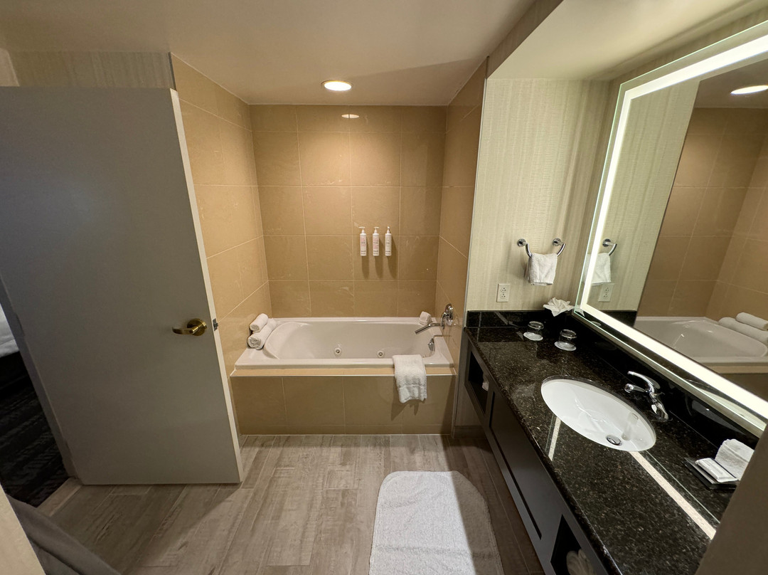 哈特福德市中心万豪酒店主图