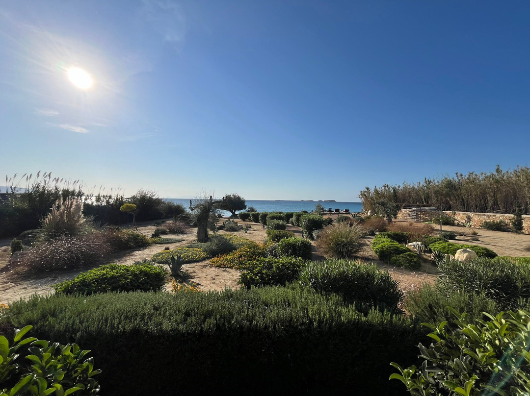 Grand Blue Beach Residences主图