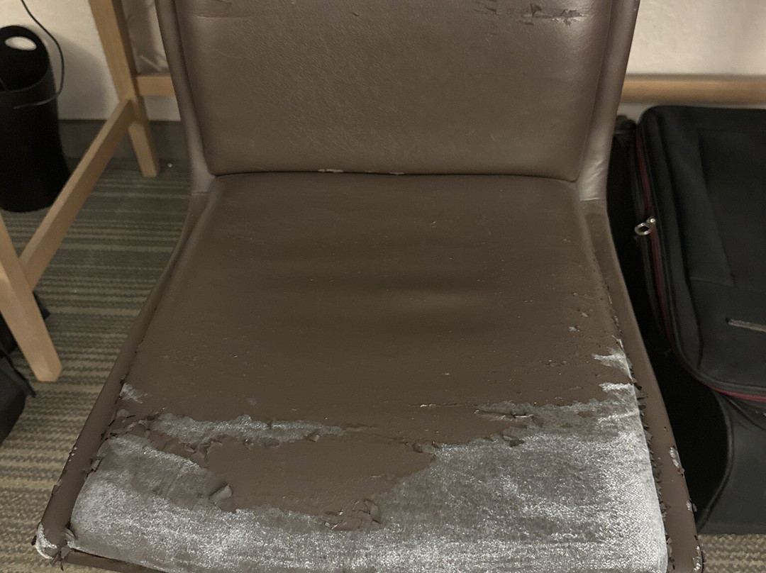 美国购物中心江山套房旅馆主图