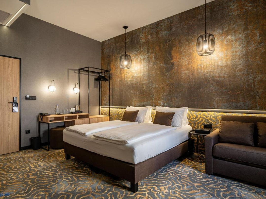 Urban Hotel