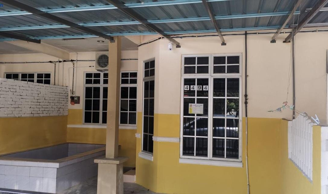Aqiza Home
