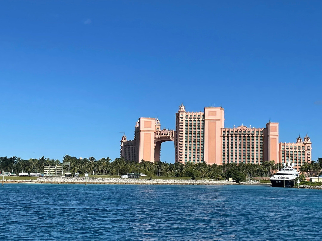 Discover Nassau by Land & Sea-天堂岛必去景点