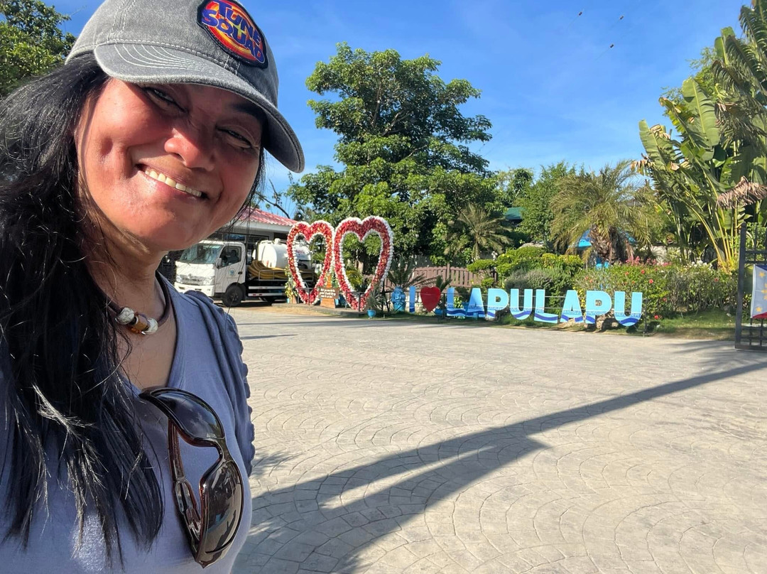 Lapu Lapu Monument-拉普拉普必去景点