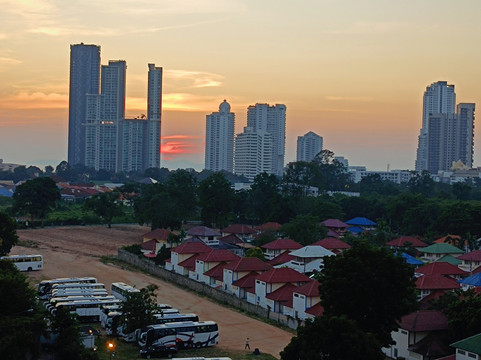 芭堤雅沙妮酒店主图