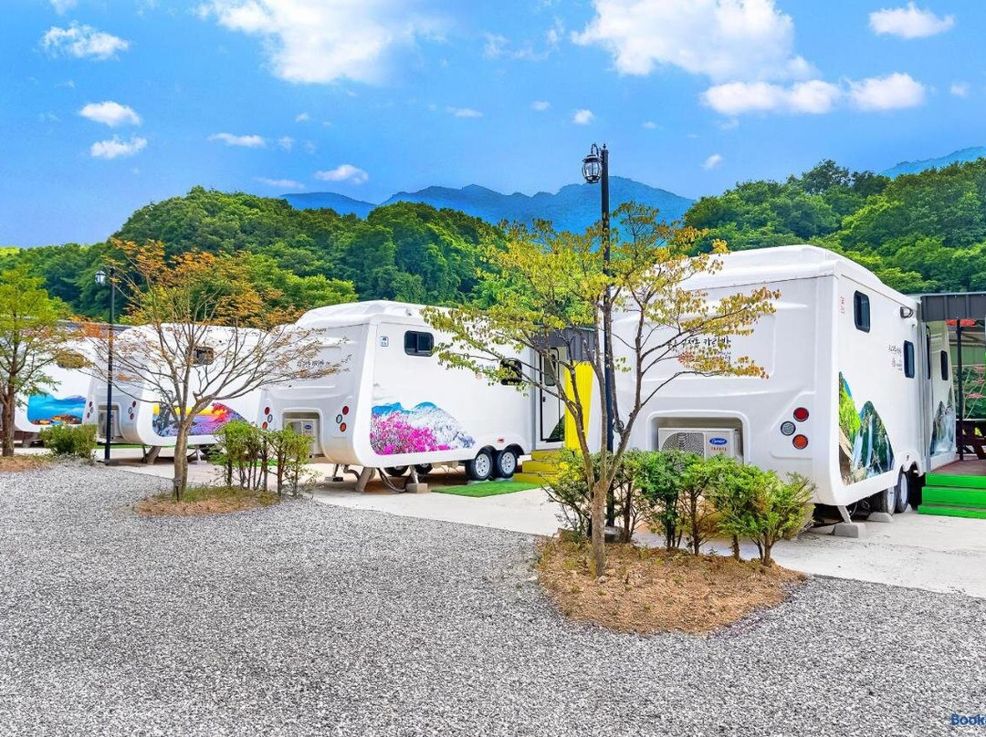 Muju Caravan