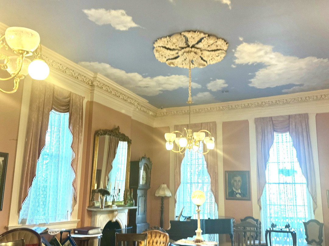 Corners Mansion Inn - A Bed and Breakfast主图