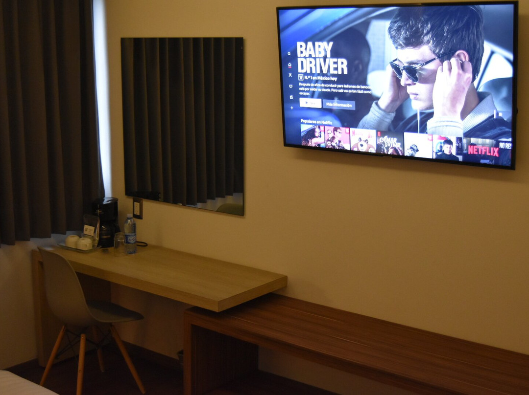 Estanza Hotel & Suites主图