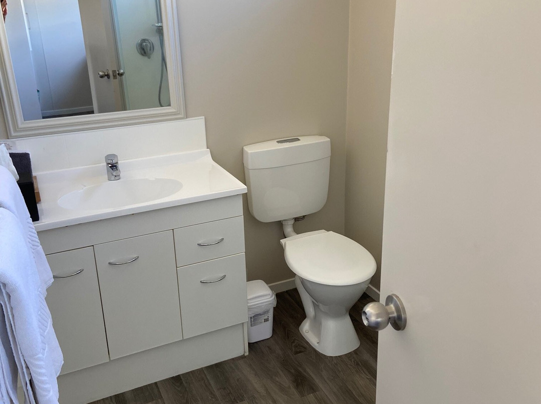 亚丁汽车旅馆主图