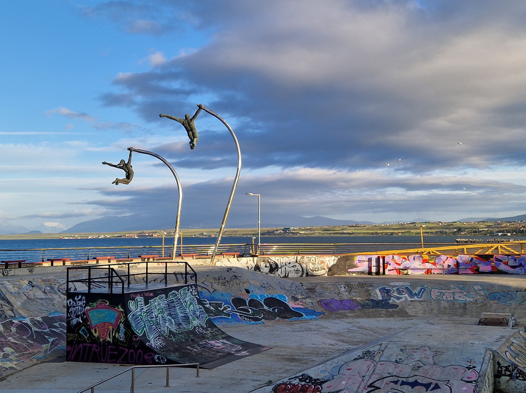 Monumento al viento-纳塔莱斯港必去景点