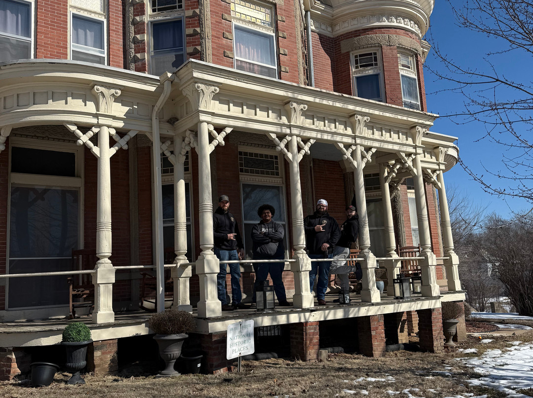 The Haunted 1889 McInteer Villa-Atchison必去景点