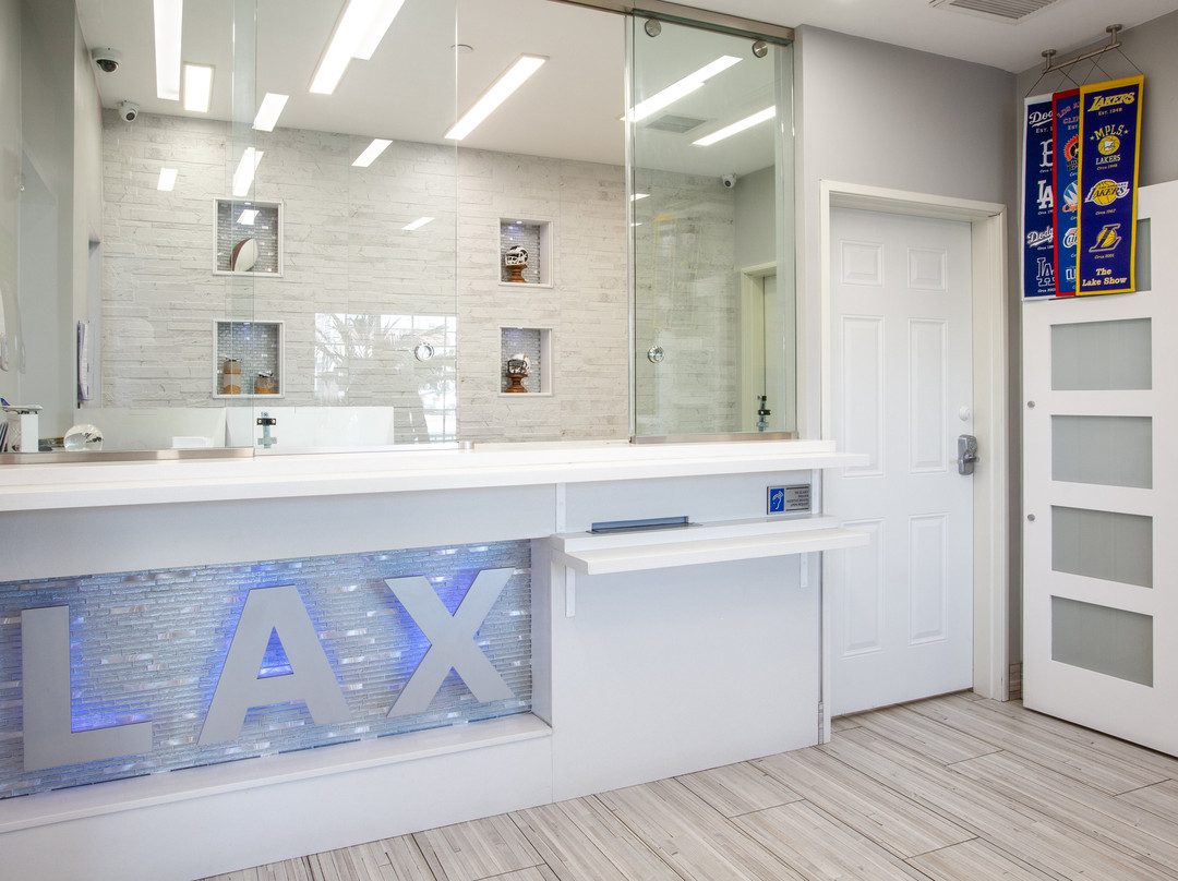 英格伍德速8酒店主图