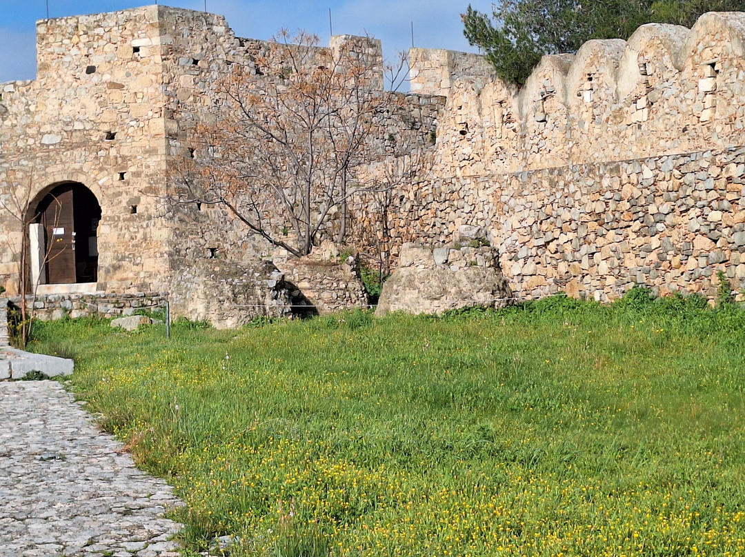 Karababa Castle-Khalkis必去景点
