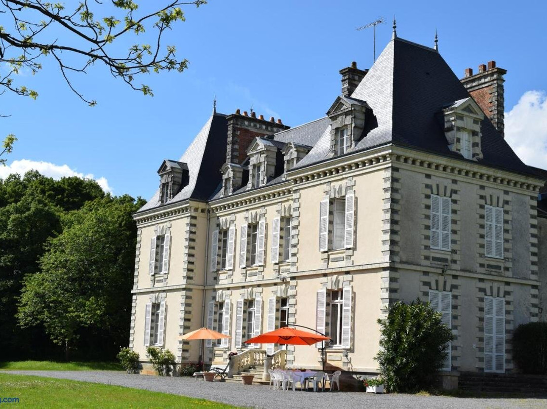 Chateau De La Luardaye