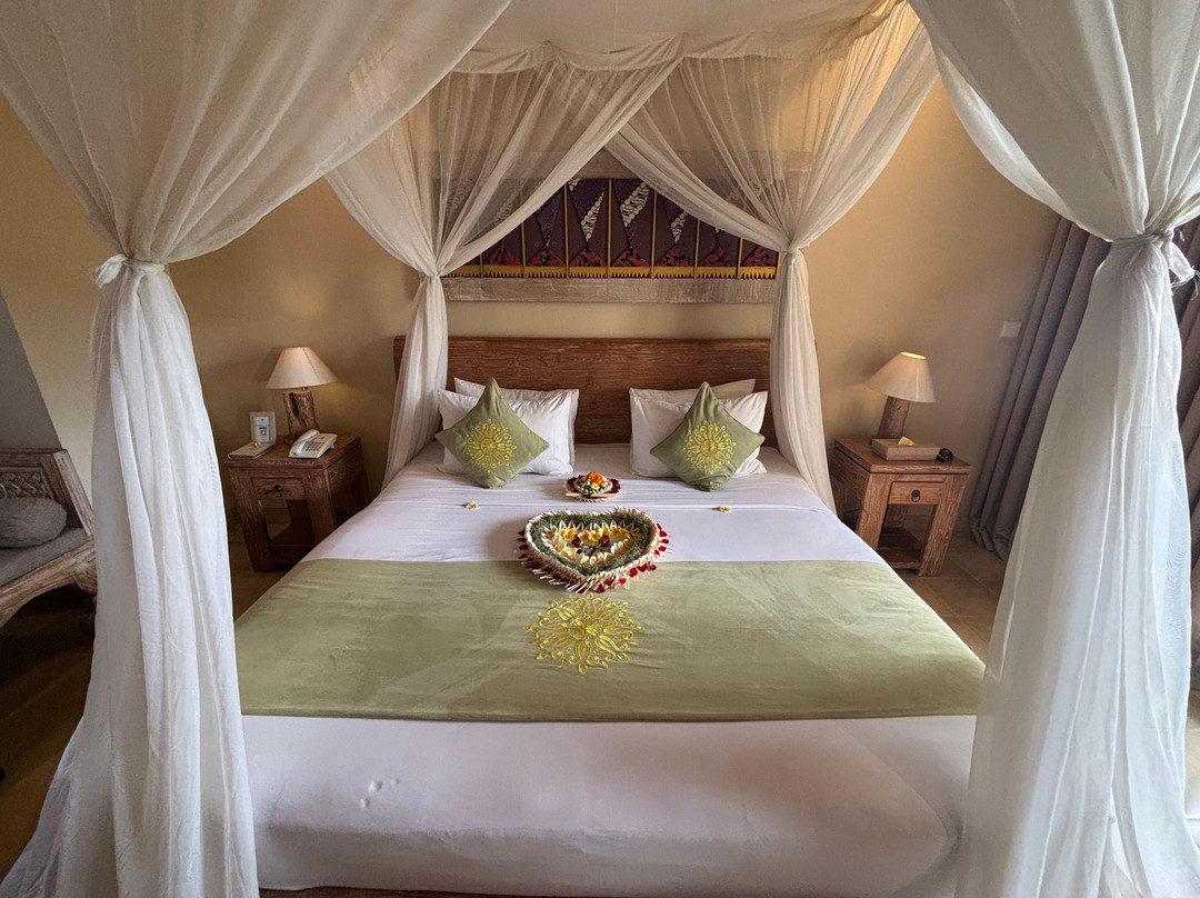 巴厘岛阿勒娜度假酒店主图