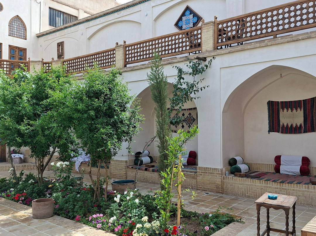 Adib House Boutique Hotel (Morshedi2)主图