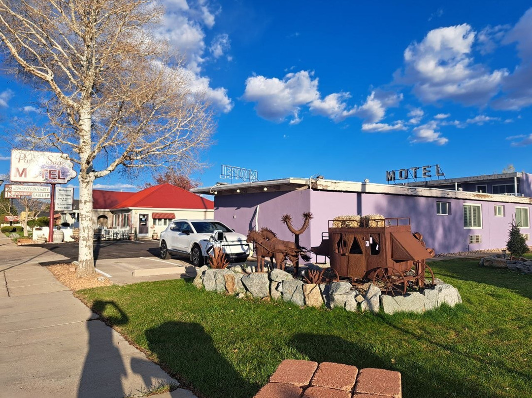 紫鼠尾草汽车旅馆主图